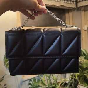 Black Quilted Chain Shoulder Bag